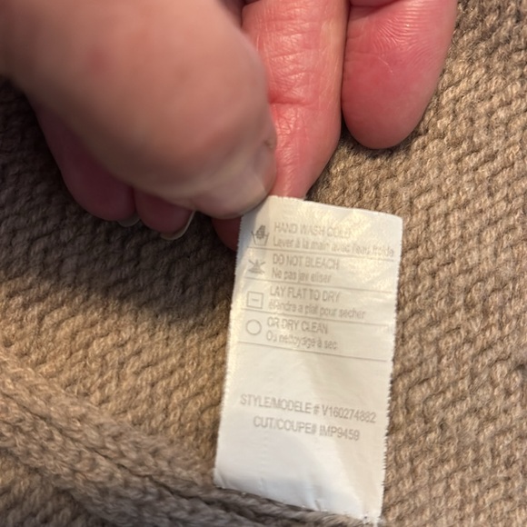 Vince sweater coat - Picture 10 of 11